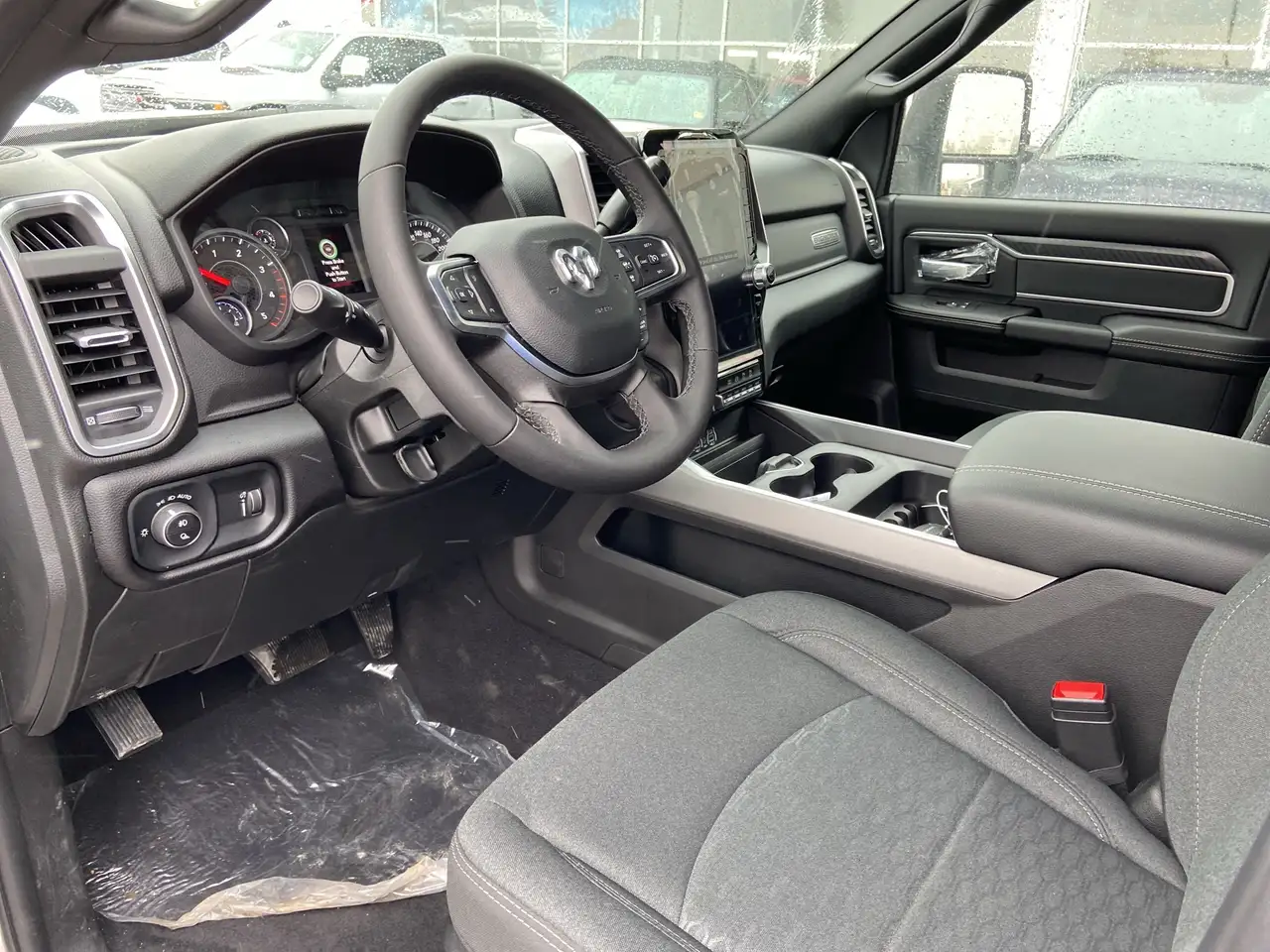 RAM 3500 снимка RAM 3500