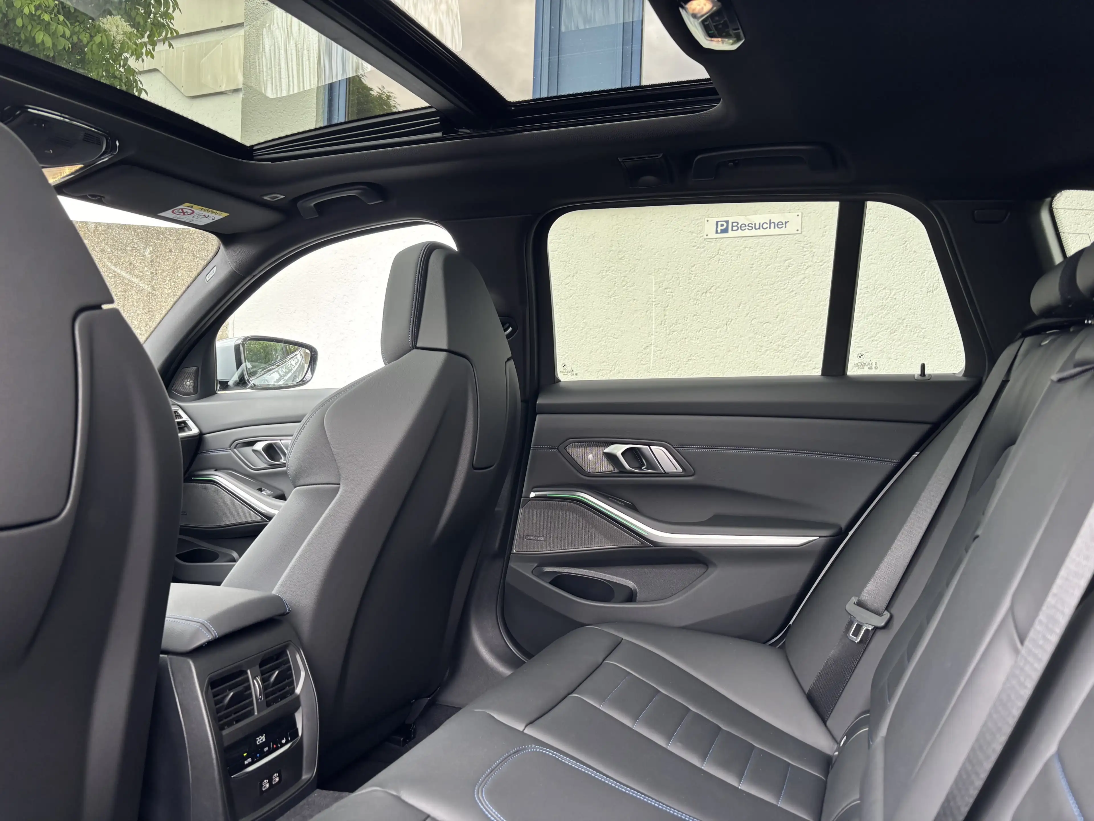 Alpina D3 S Touring SWITCH-TRONIC Allrad — photo 14