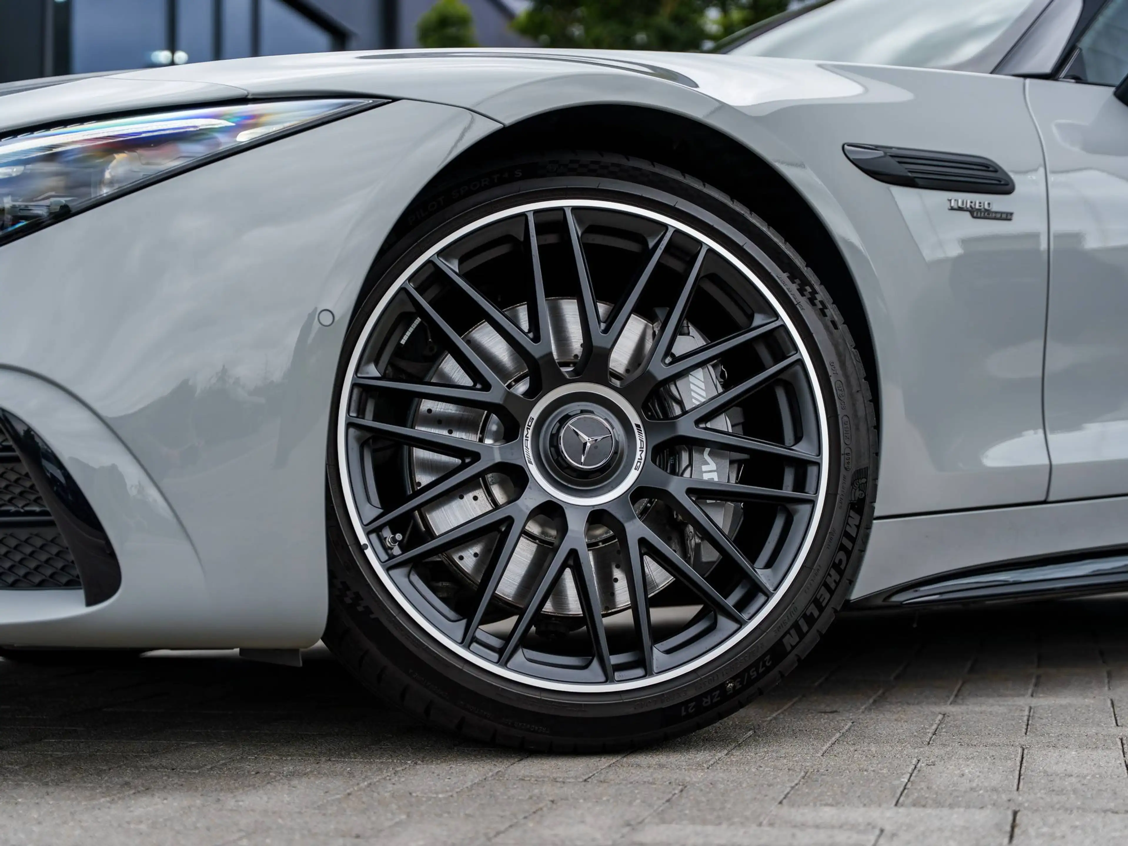 Mercedes-Benz SL 43 AMG Roadster - AMG Night Package - Alpine Grey - Burmester - Massage - HUD - 21" AMG — photo 7