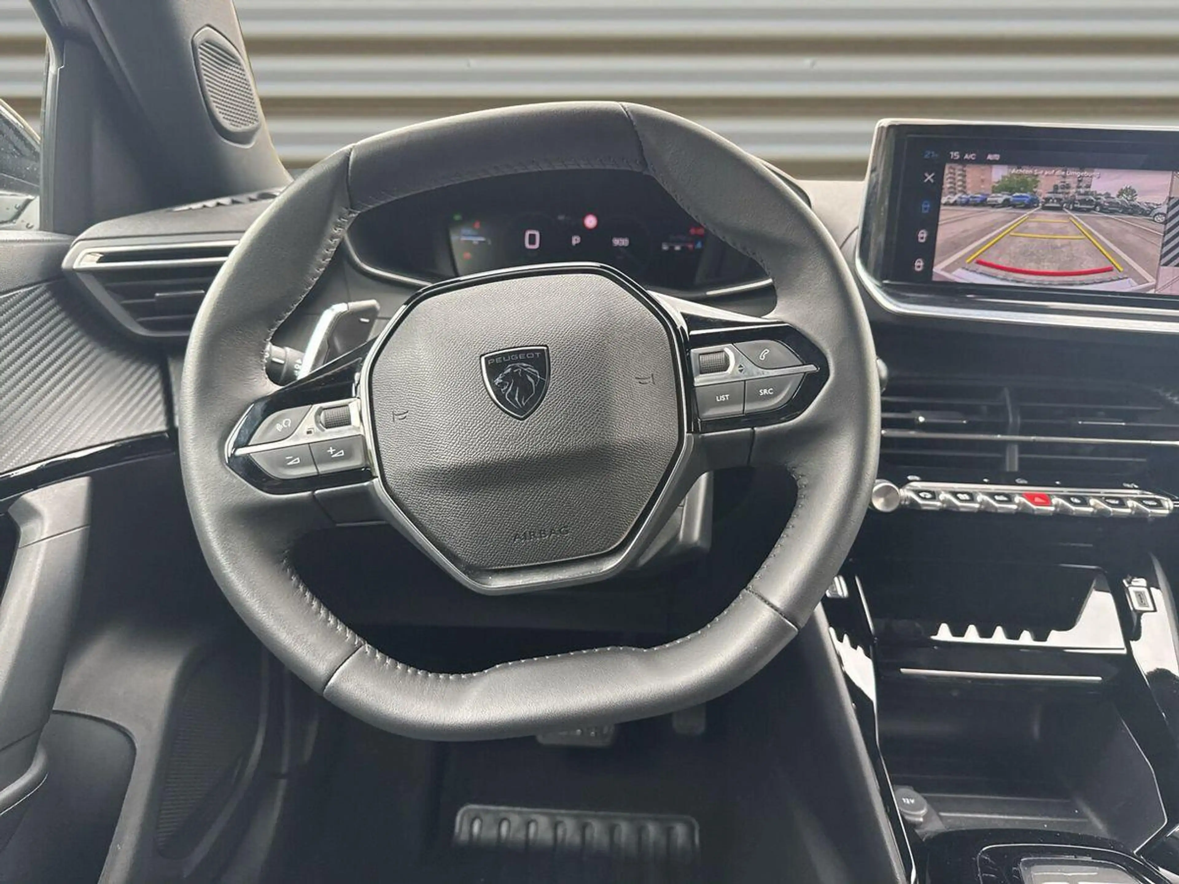 Peugeot 2008 1.2 PureTech Allure EAT8 Navi+R-Kam+LED+ACC+PDC+ — photo 15