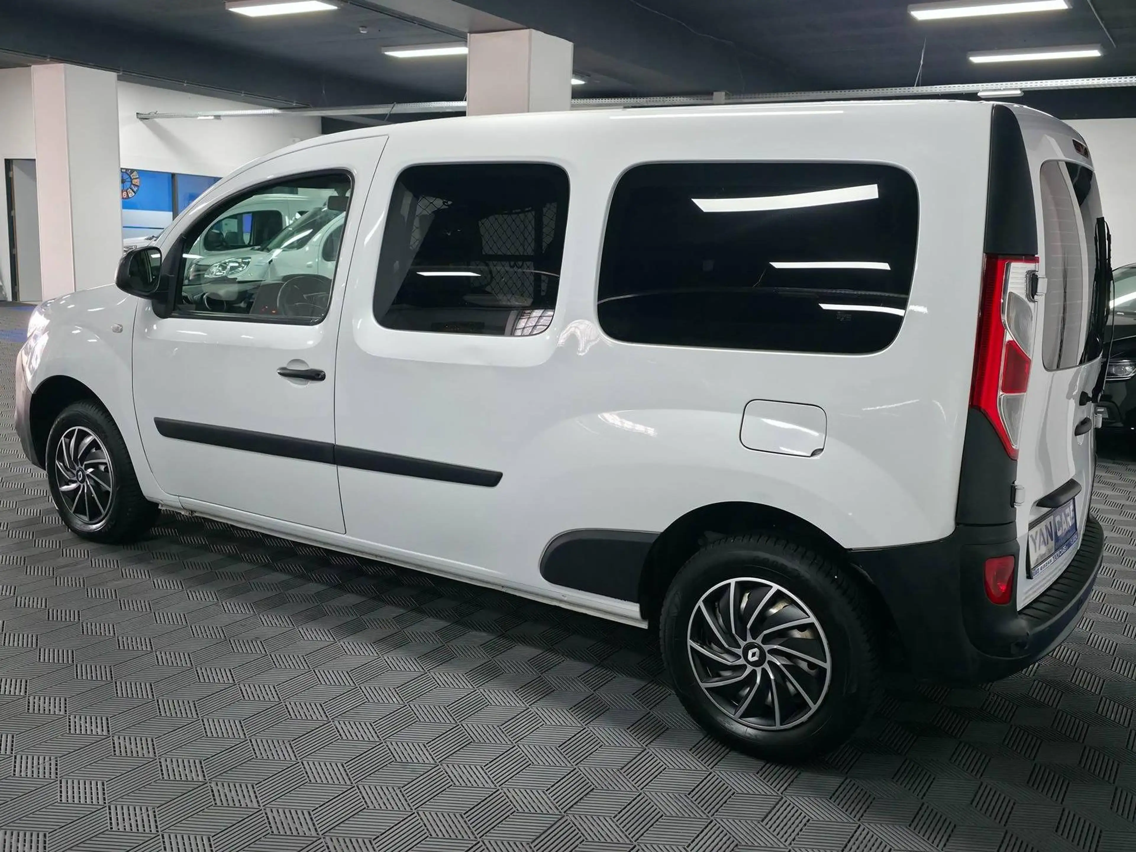 Renault Kangoo MOINS DE KM | Garantie 1an | 49 000km | Contrôlé — photo 7