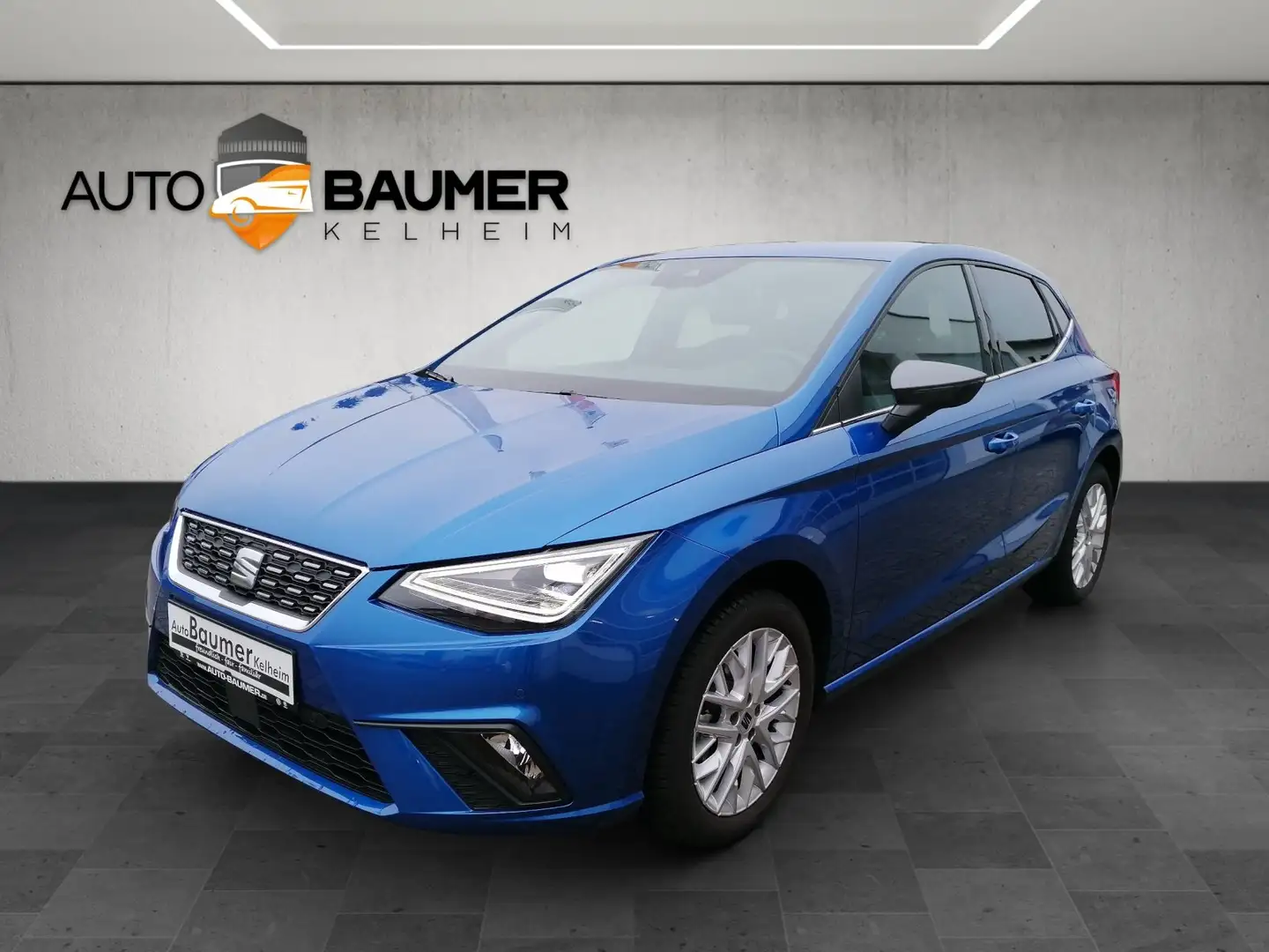 SEAT Ibiza 1.0 TSI Xcellence DSG FAP XL GJR ALCANTARA Blau - 1