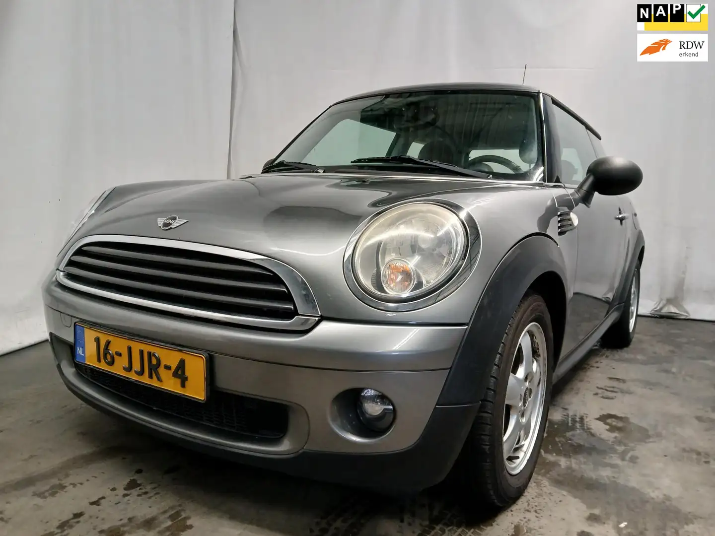 MINI One Mini 1.4 Earl Grey SCHADEAUTO!! Grijs - 1