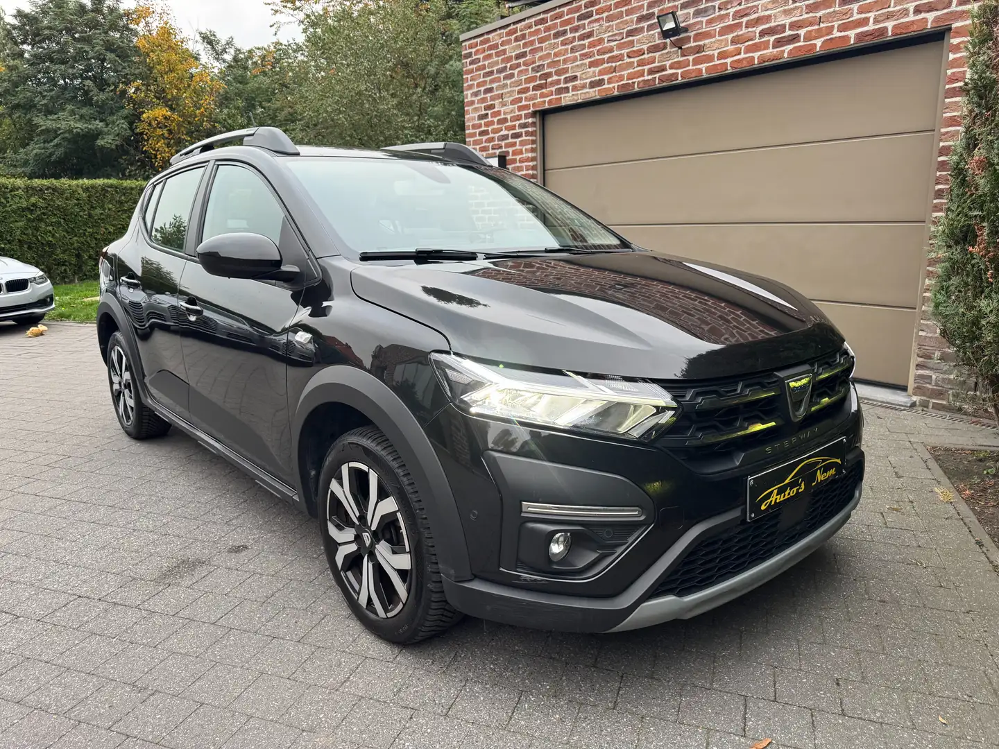 Dacia Sandero Sandero Stepway TCe 100 ECO-G Essential,GARANTIE, Zwart - 2
