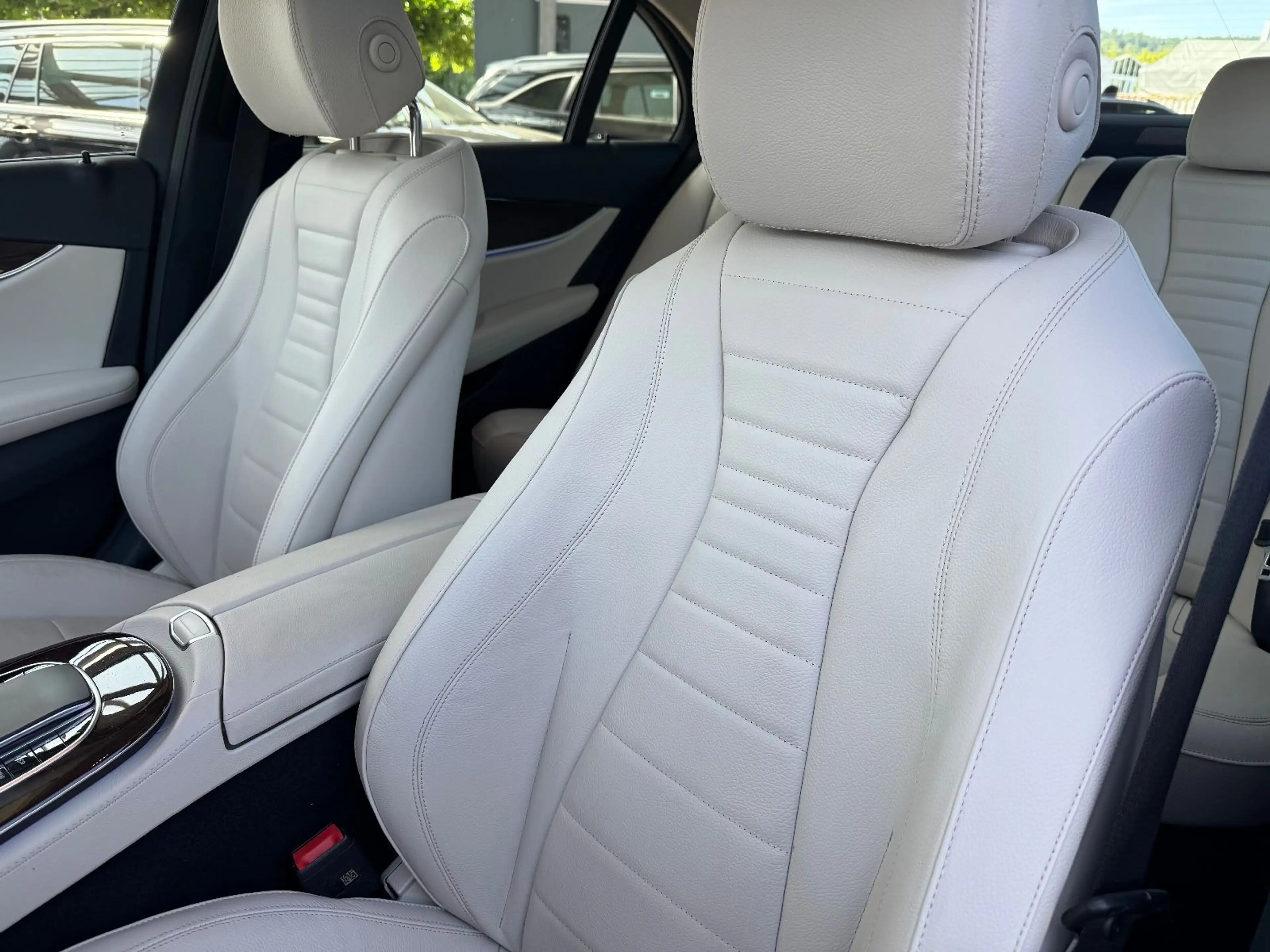 Mercedes-Benz E 450 4Matic Avantgarde/360°/WIDESCREEN/ABC/NAVI — photo 13