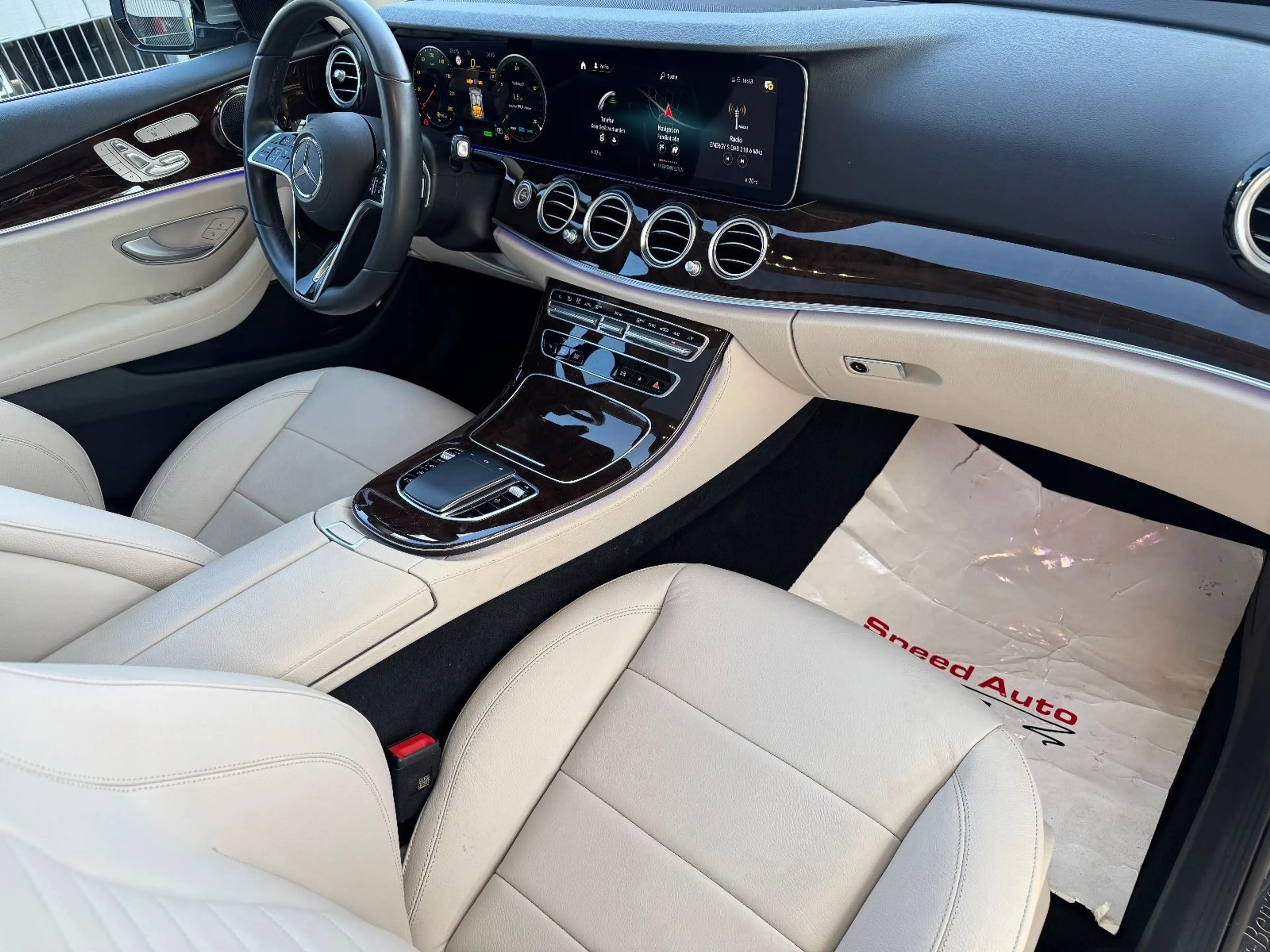 Mercedes-Benz E 450 4Matic Avantgarde/360°/WIDESCREEN/ABC/NAVI — photo 14