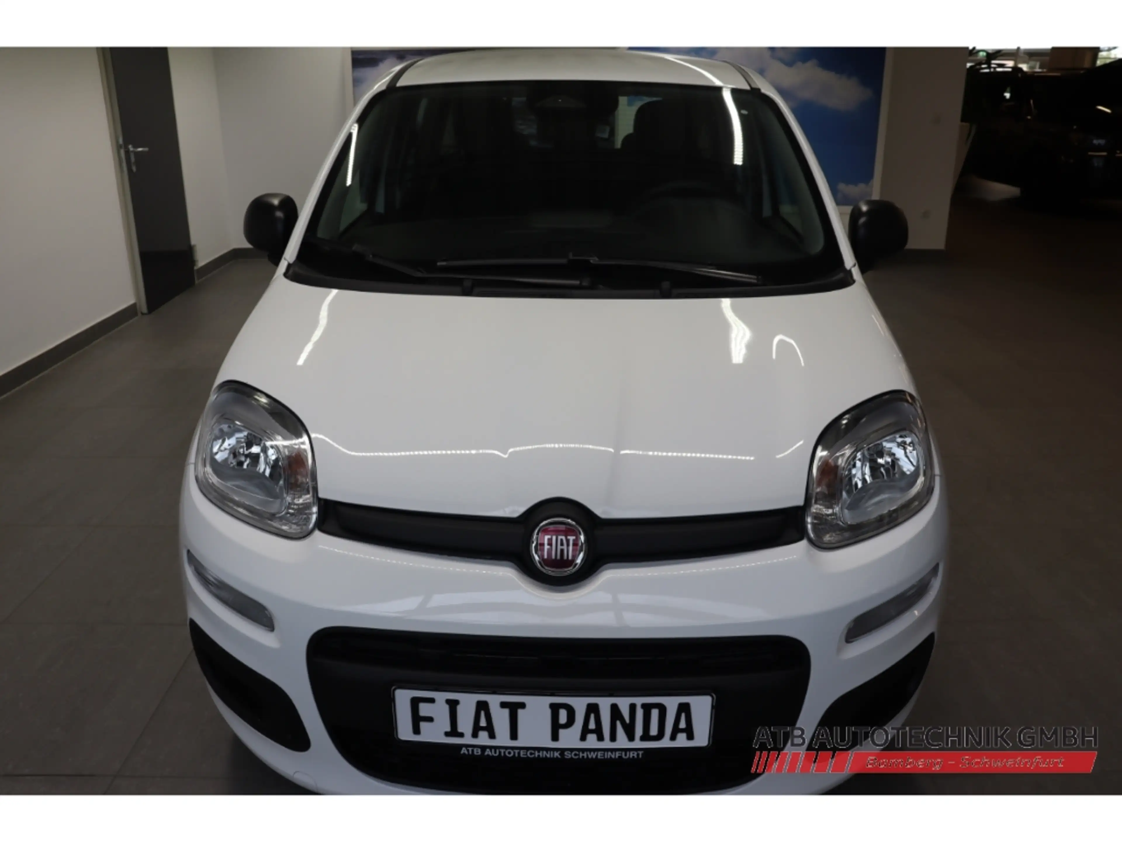 Fiat New Panda ICON Hybrid 1.0 GSE DAB Spurhalteass. — photo 3