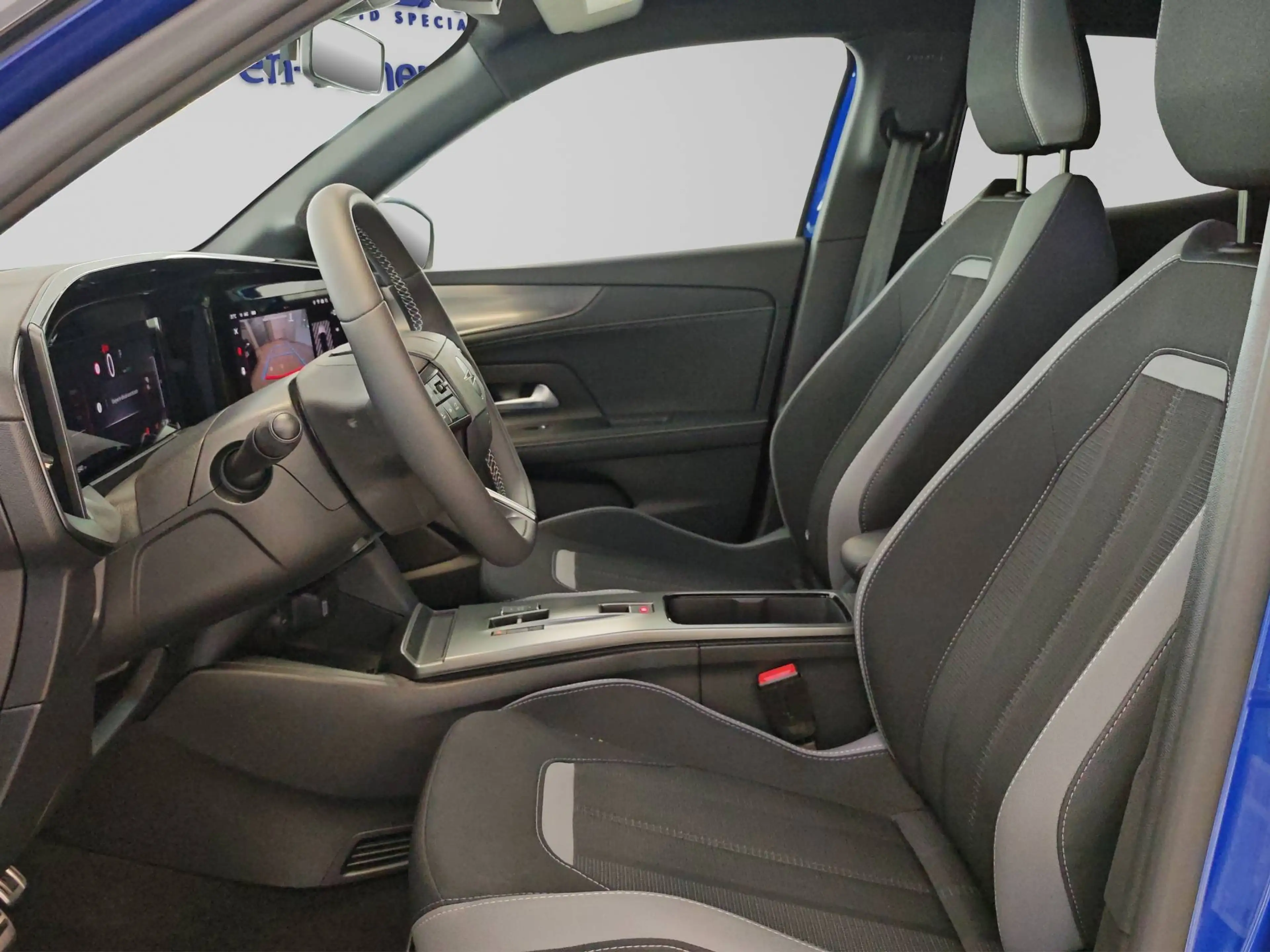 Opel Mokka-E GS LINE ***HEATED WHEELDRIVE*360° CAM*** — photo 10