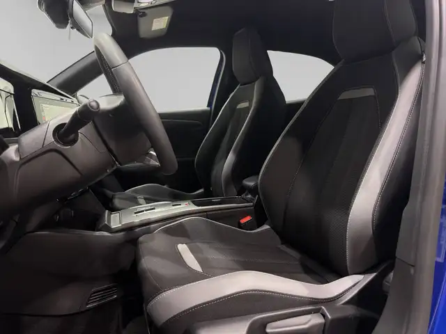 Opel Mokka-E view 10