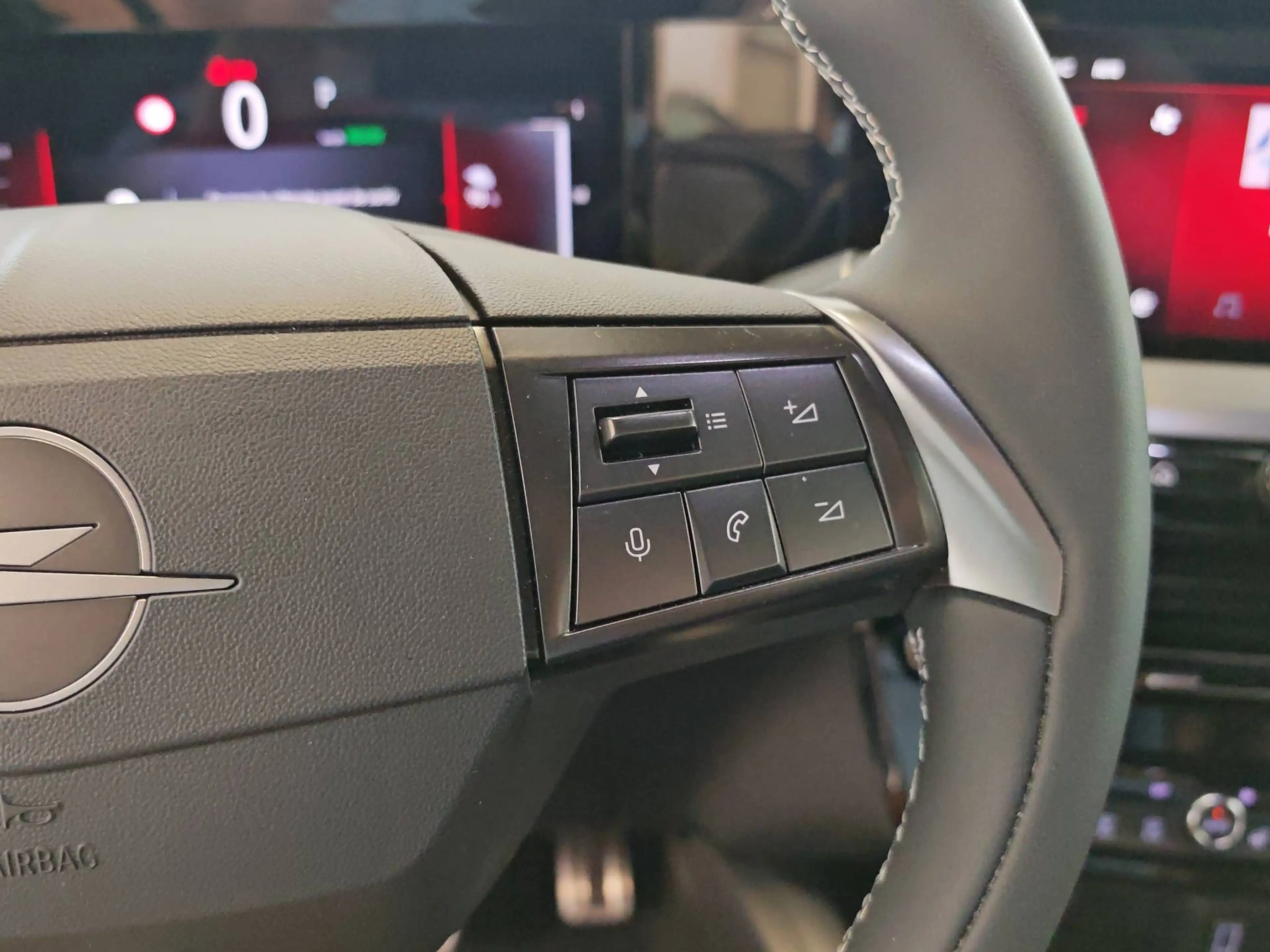 Opel Mokka-E GS LINE ***HEATED WHEELDRIVE*360° CAM*** — photo 14