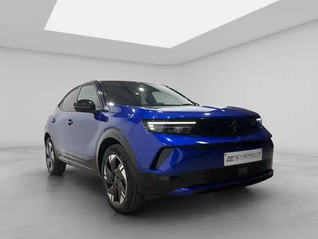 Opel Mokka-E view 3
