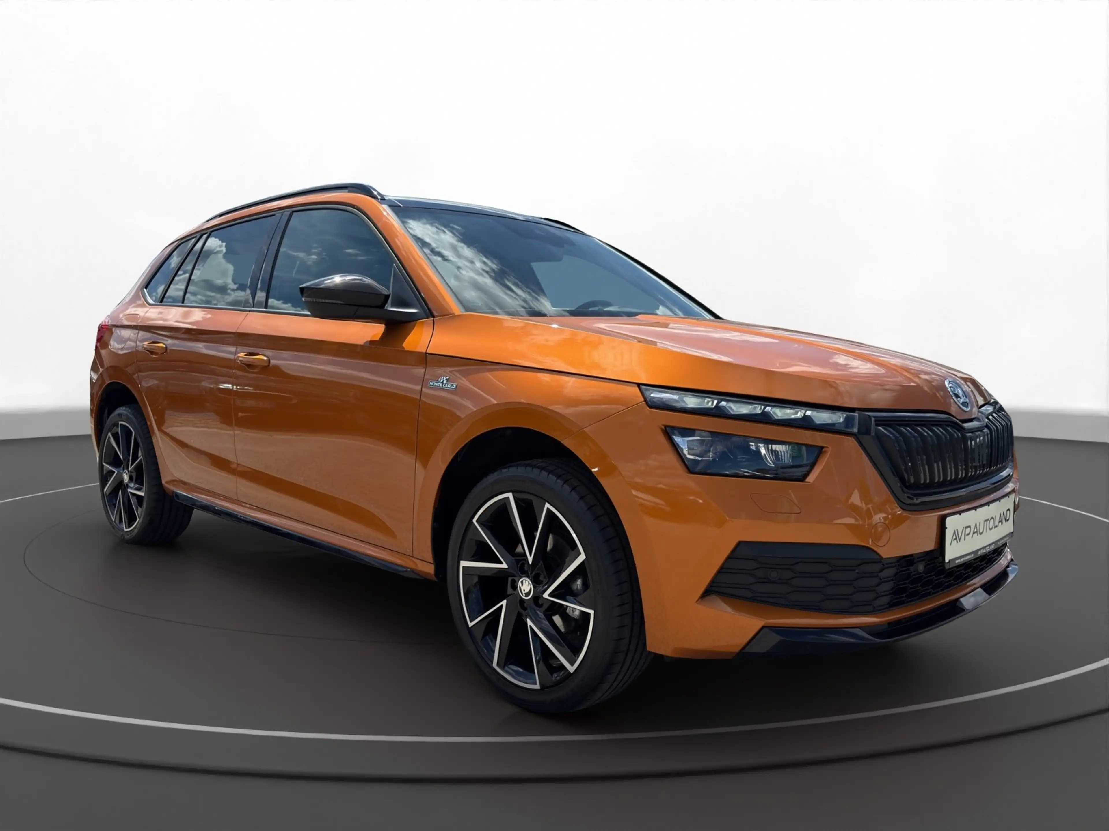 Skoda Kamiq 1.5 TSI MONTE CARLO | NAVI | PANO | LED | — photo 4