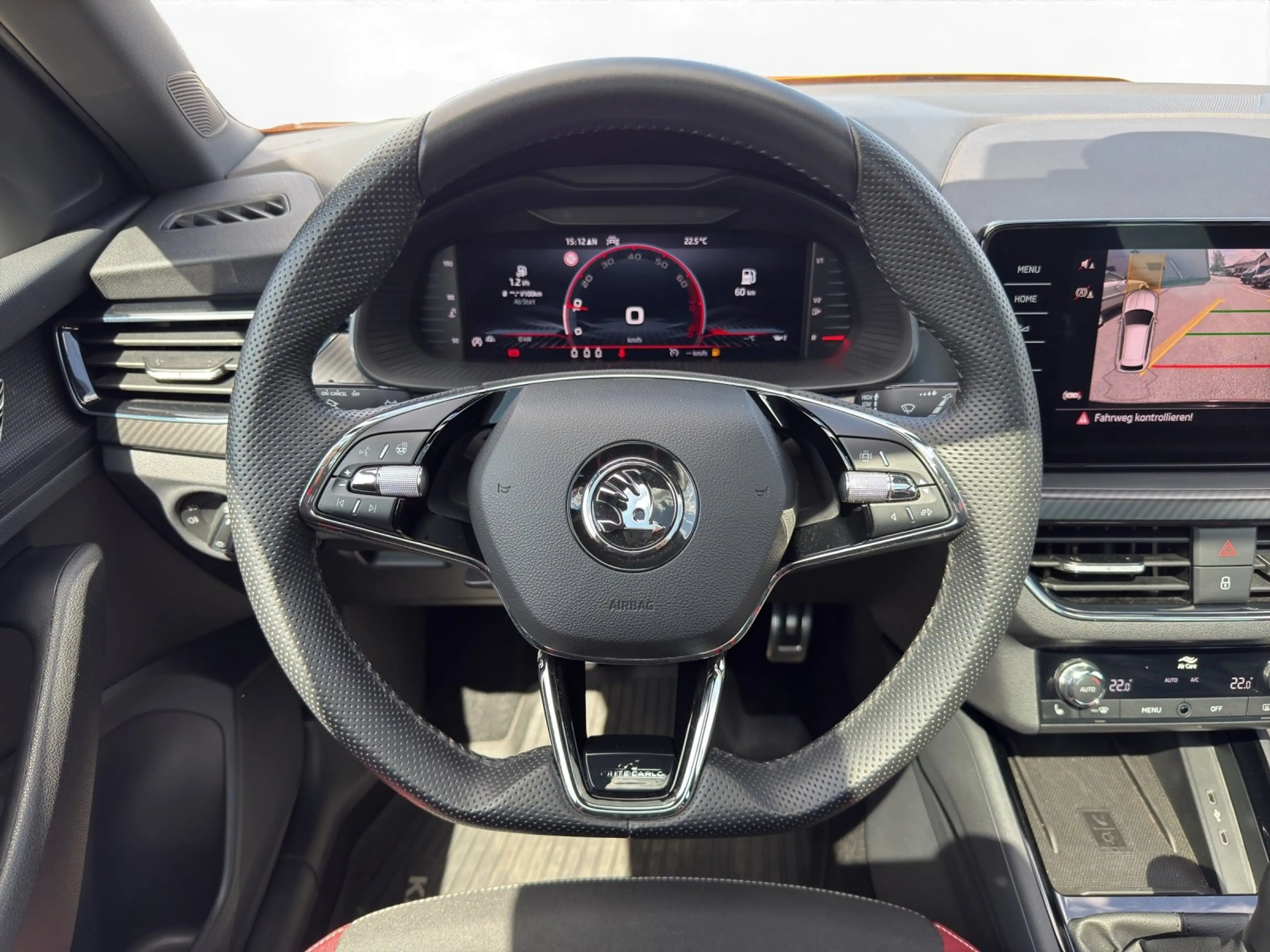 Skoda Kamiq 1.5 TSI MONTE CARLO | NAVI | PANO | LED | — photo 9