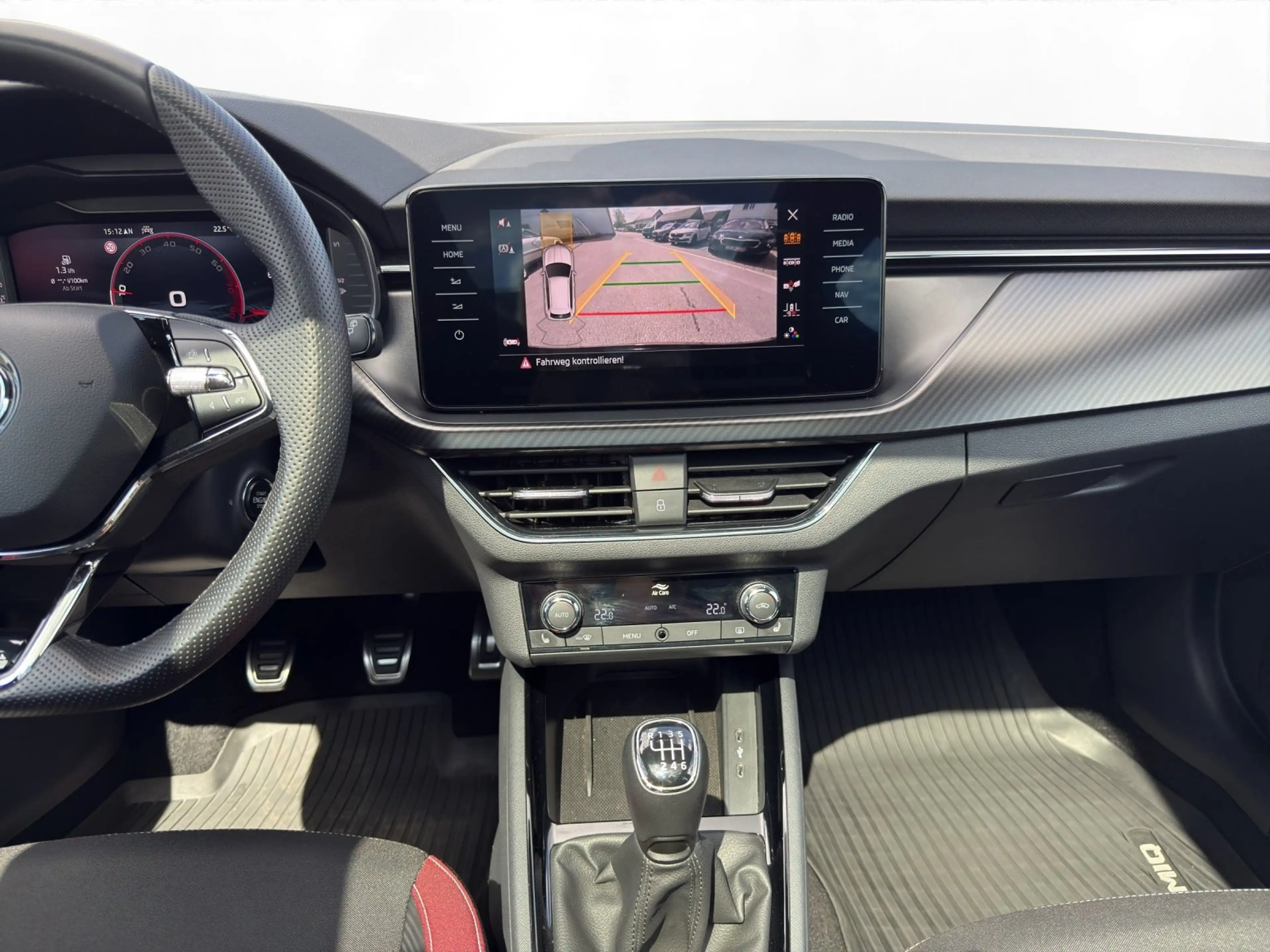 Skoda Kamiq 1.5 TSI MONTE CARLO | NAVI | PANO | LED | — photo 13