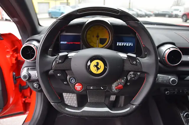 Ferrari 812 Superfast *Atelier Car*Lift*Kamera*Racingseats*... Ansicht 7