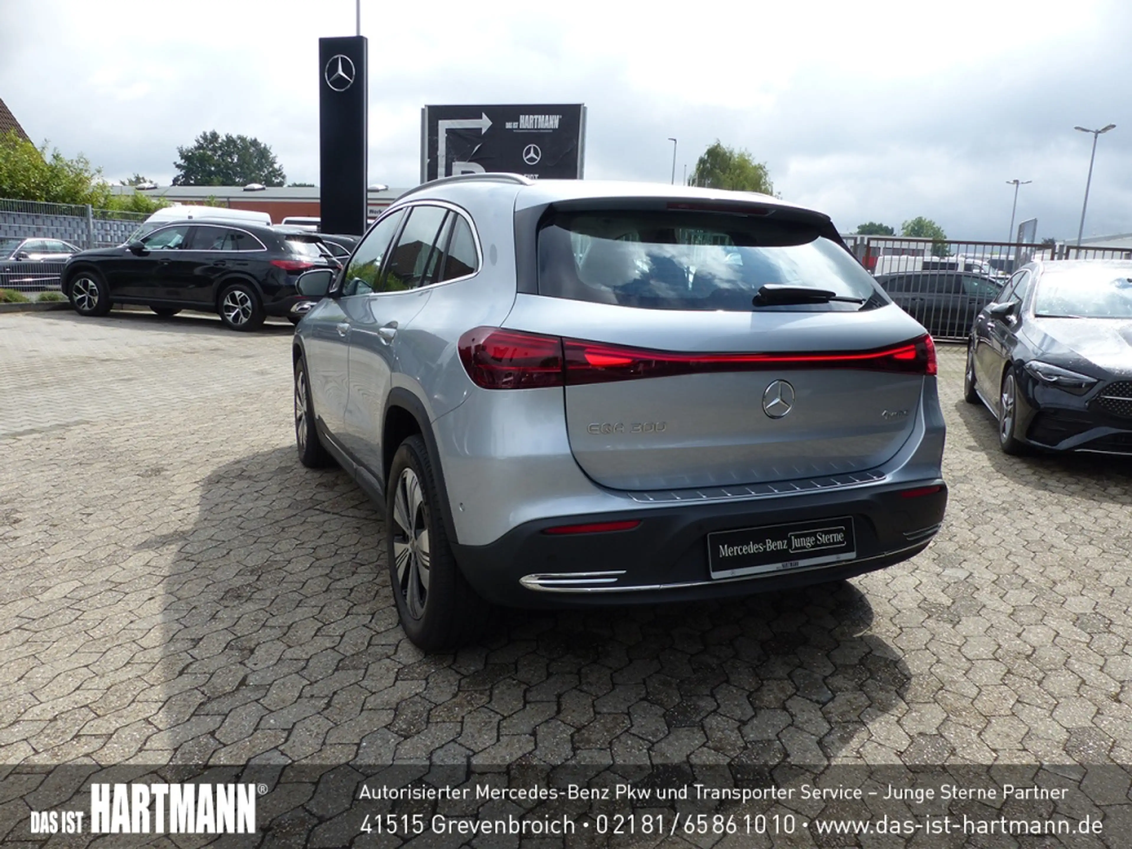 Mercedes-Benz EQA 300 4M 3004M+PROGRESSIVE+AHK+R.KAM+TOTW+WINT — photo 3
