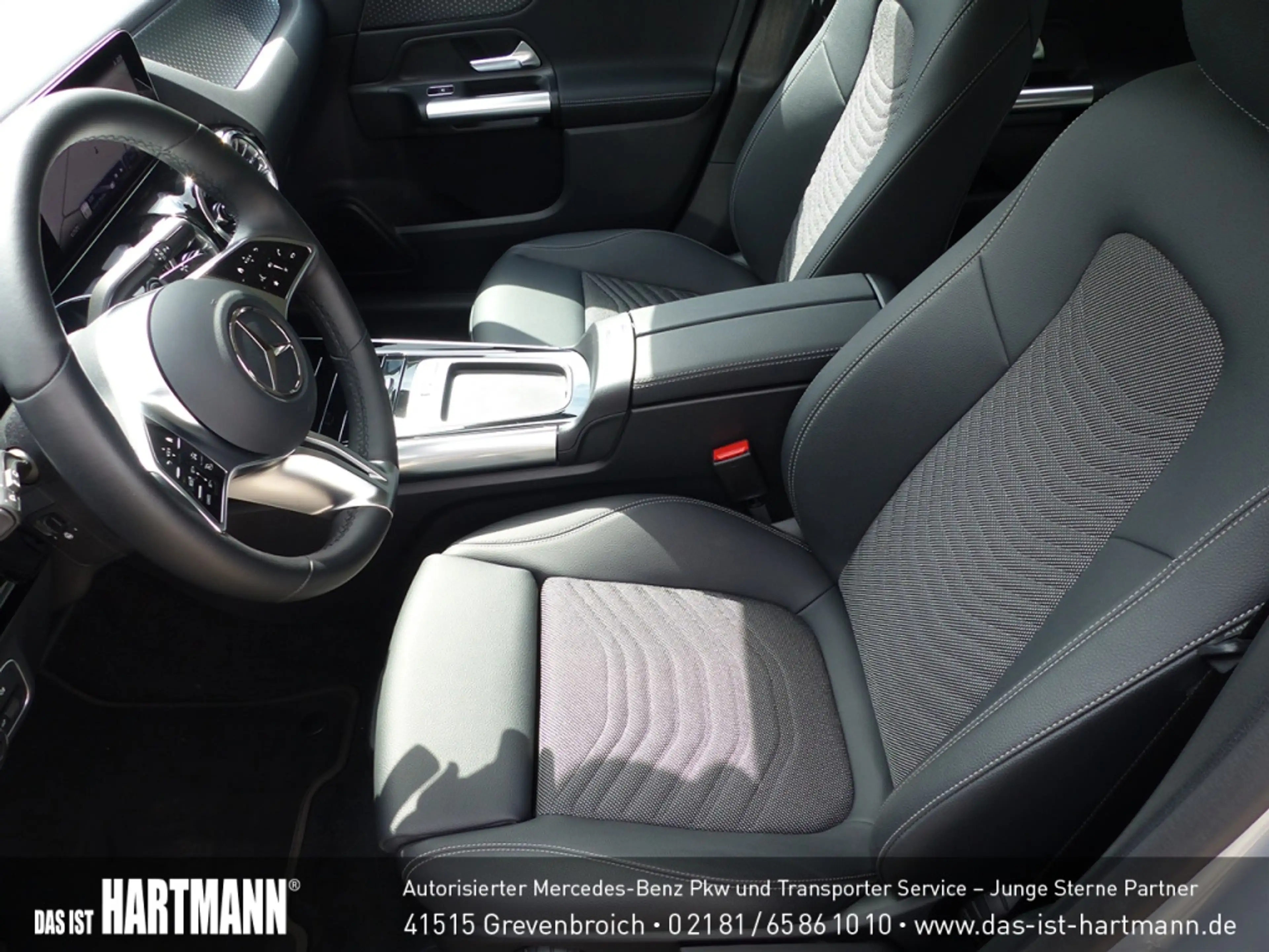 Mercedes-Benz EQA 300 4M 3004M+PROGRESSIVE+AHK+R.KAM+TOTW+WINT — photo 4