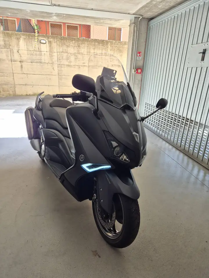 Yamaha Tmax 530