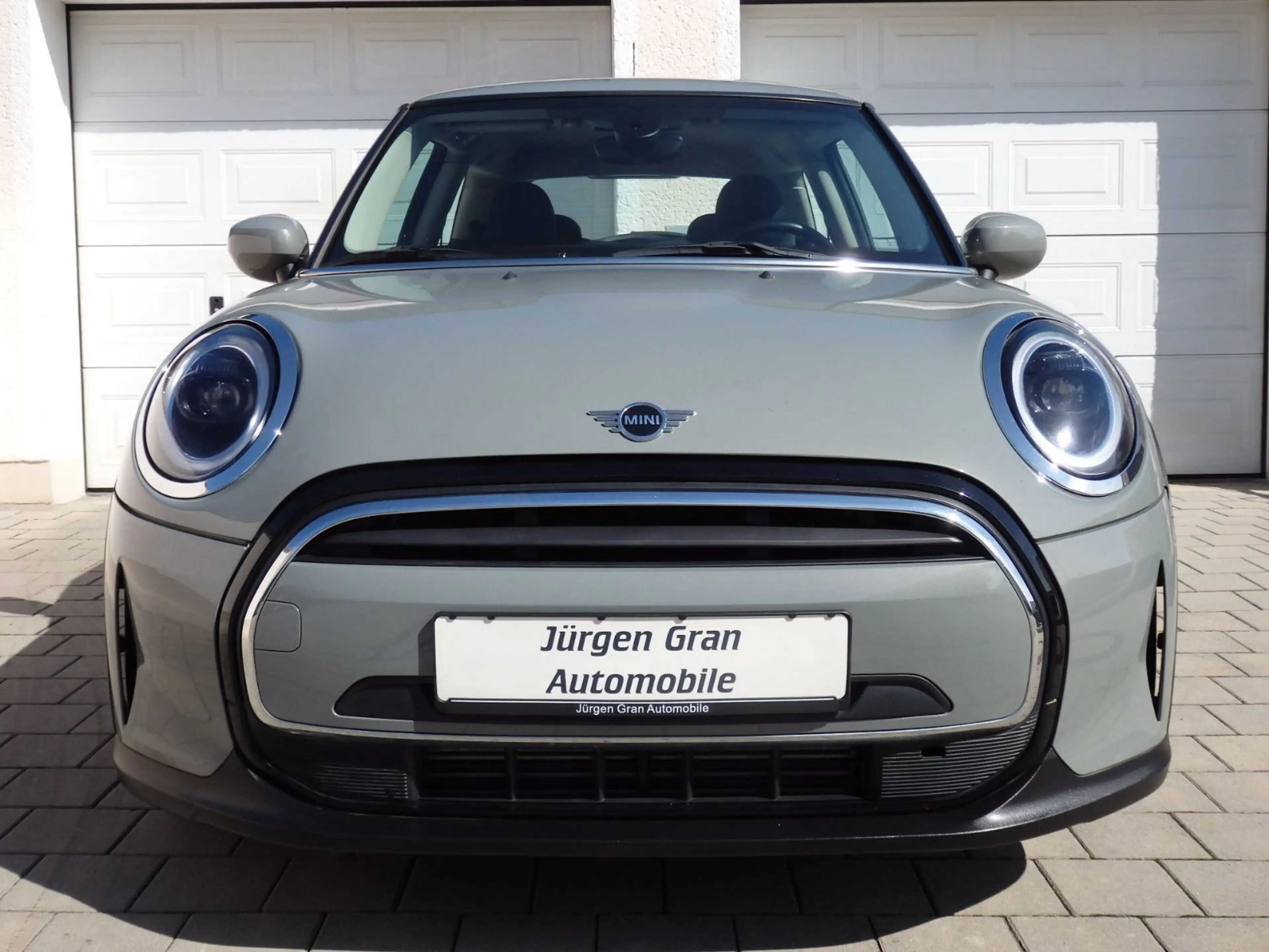 MINI One One Essential Trim LED Klima 16"Alu Sportlenkrad — photo 13