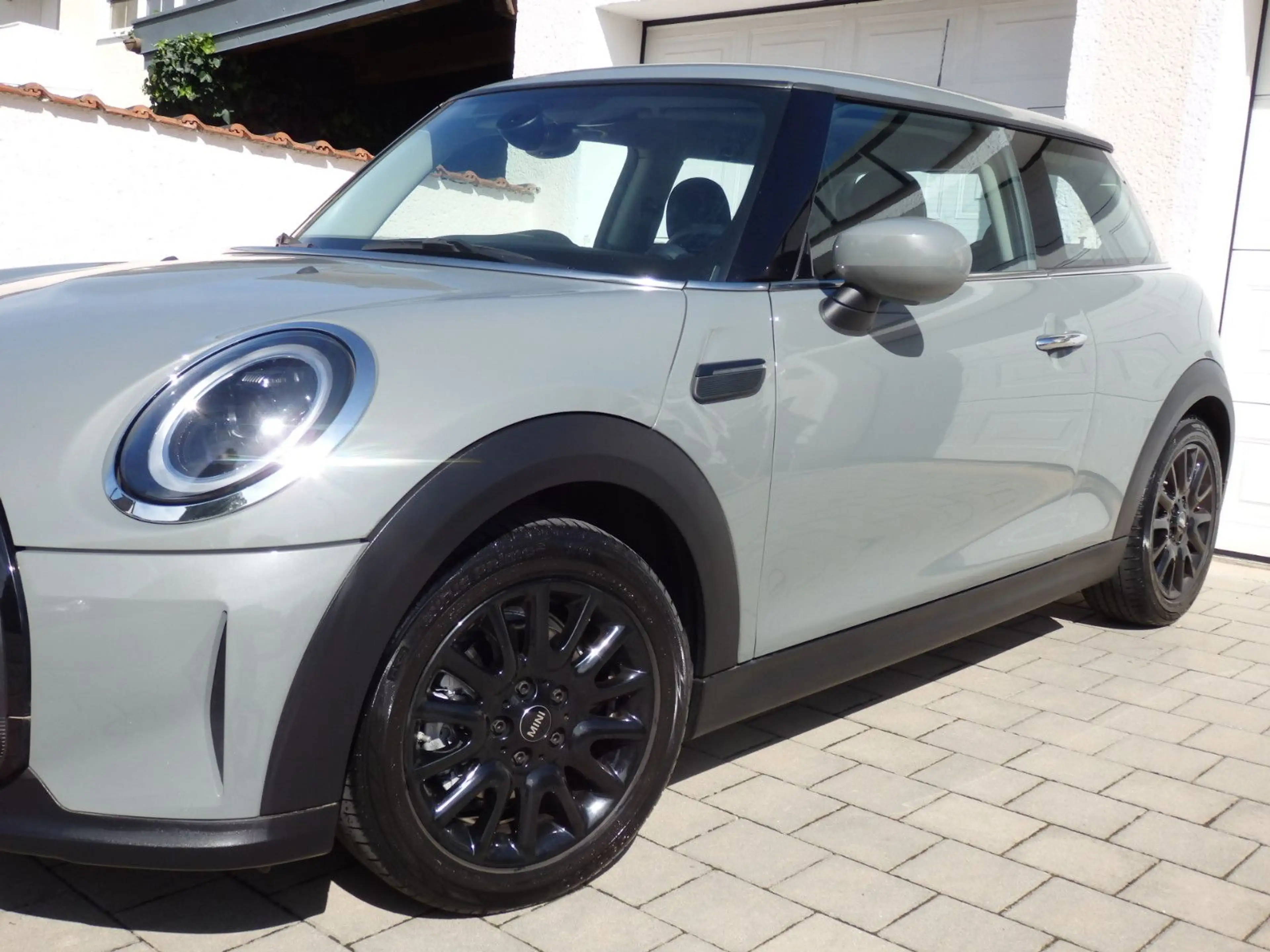 MINI One One Essential Trim LED Klima 16"Alu Sportlenkrad — photo 15