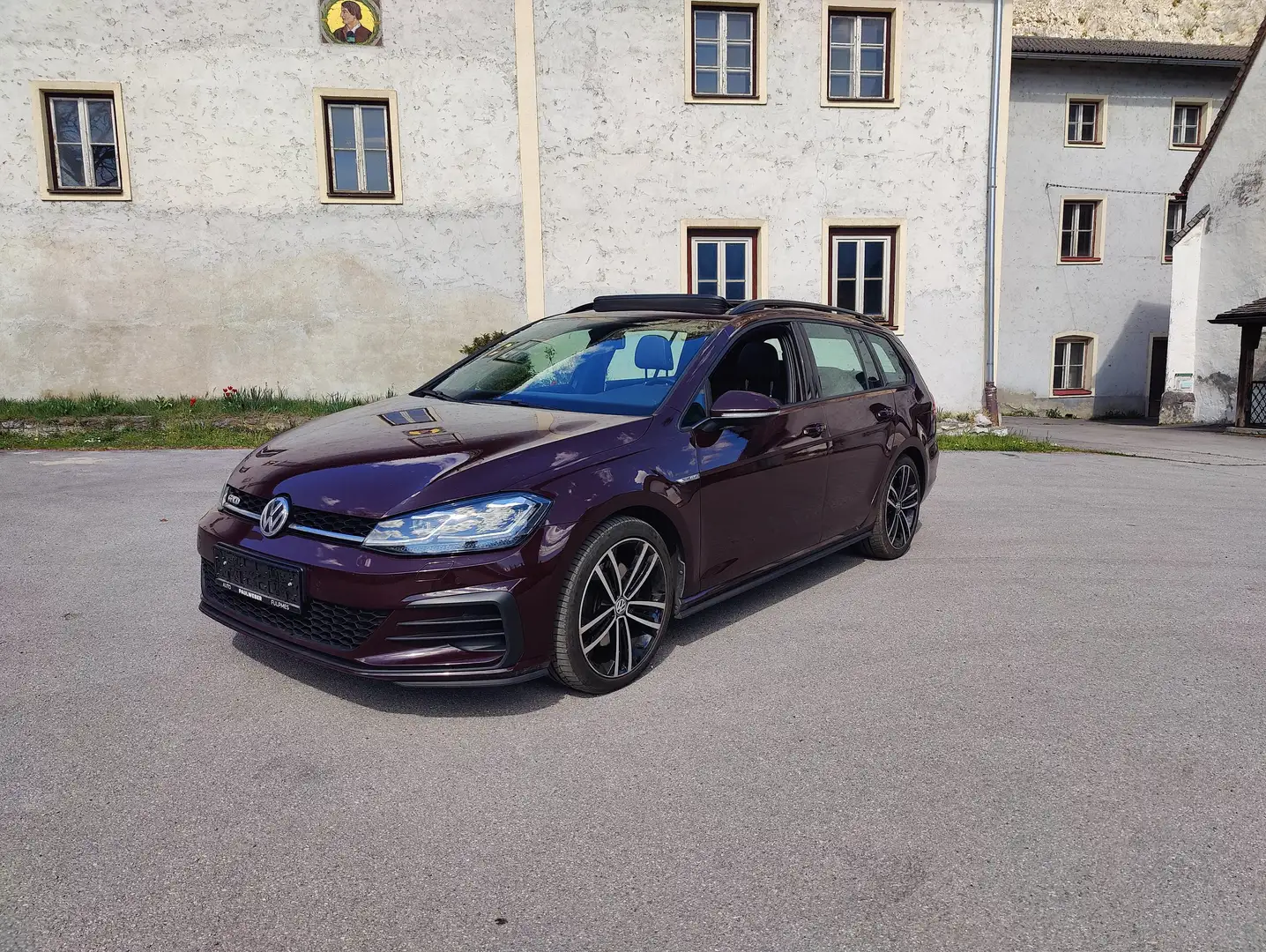 Volkswagen Golf GTD Golf Variant GTD 2,0 TDI DSG GTD Červená - 2
