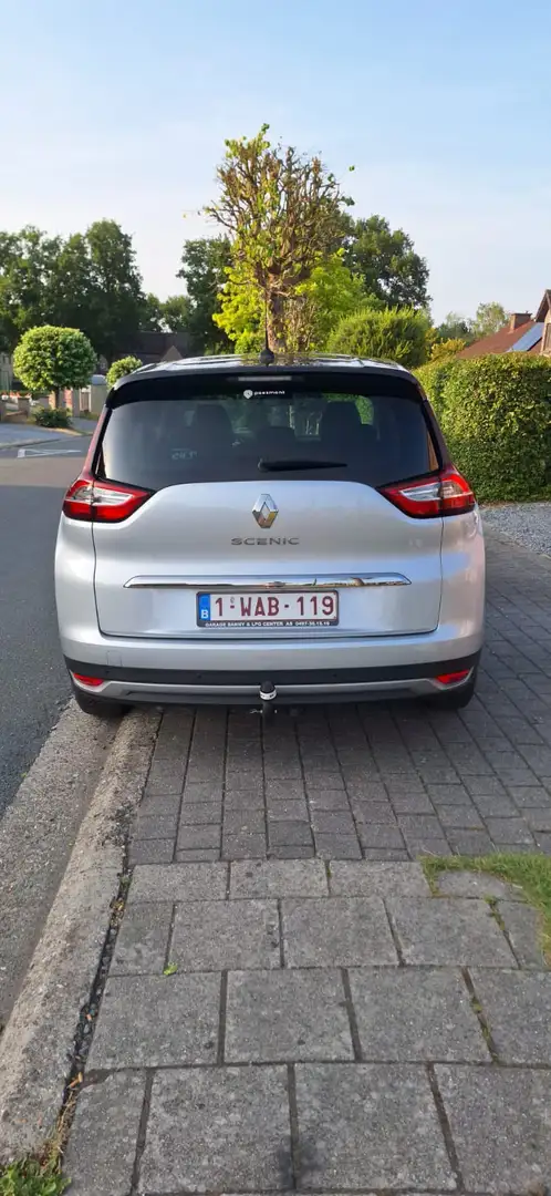 Renault Scenic TCe 130 Luxe - 2