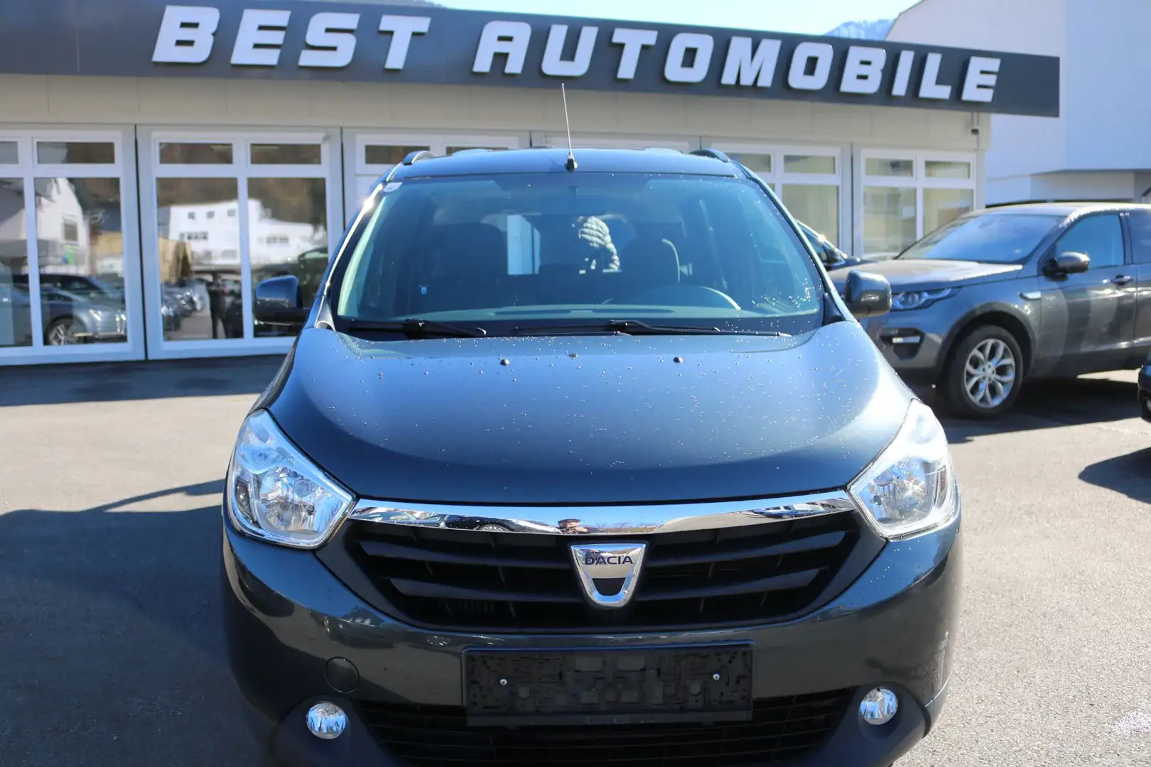 Dacia Lodgy Ambiance dCi 90 Grau - 2