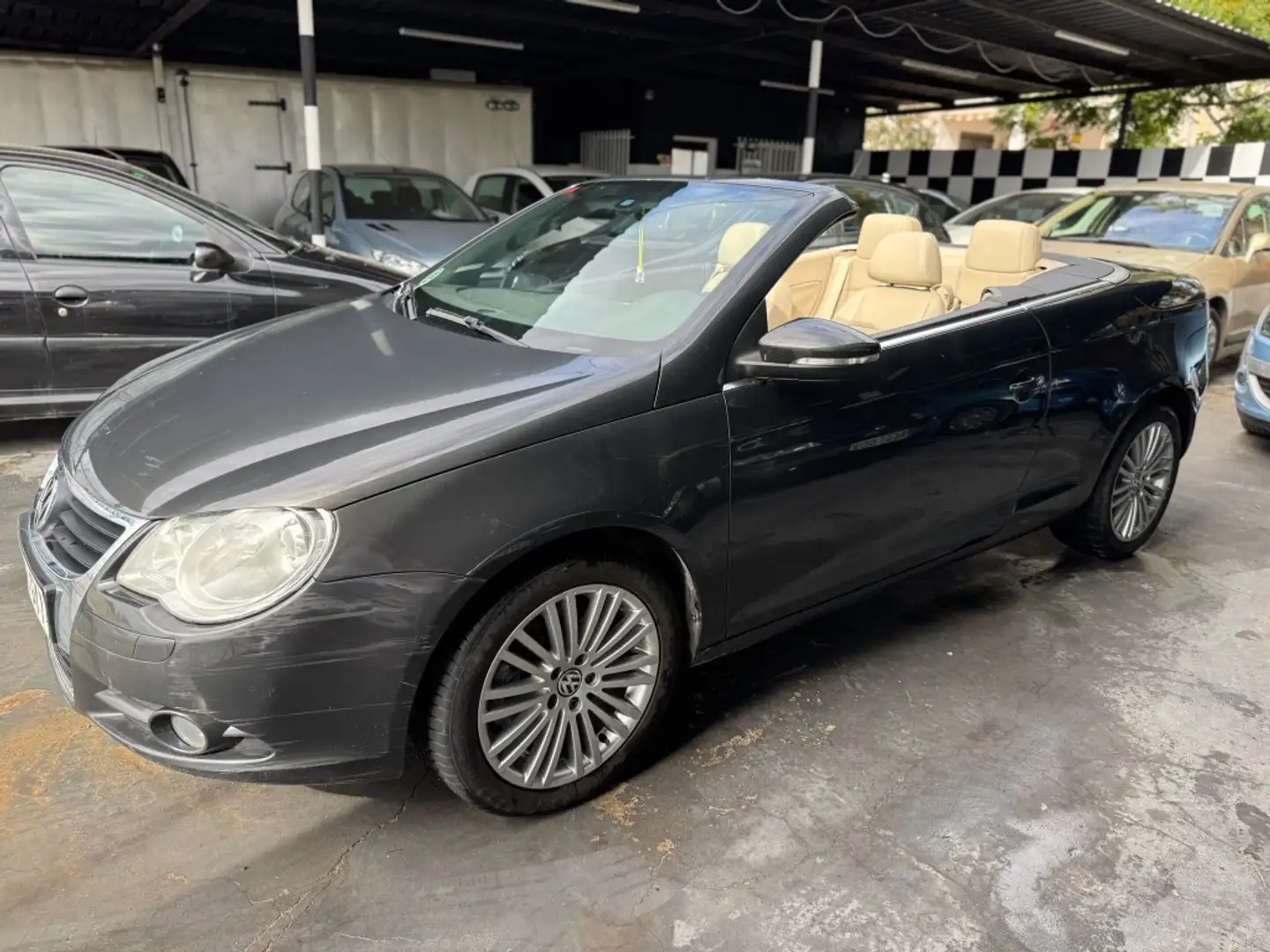 Volkswagen Eos 2.0TDI Excellence DPF Marrón - 1