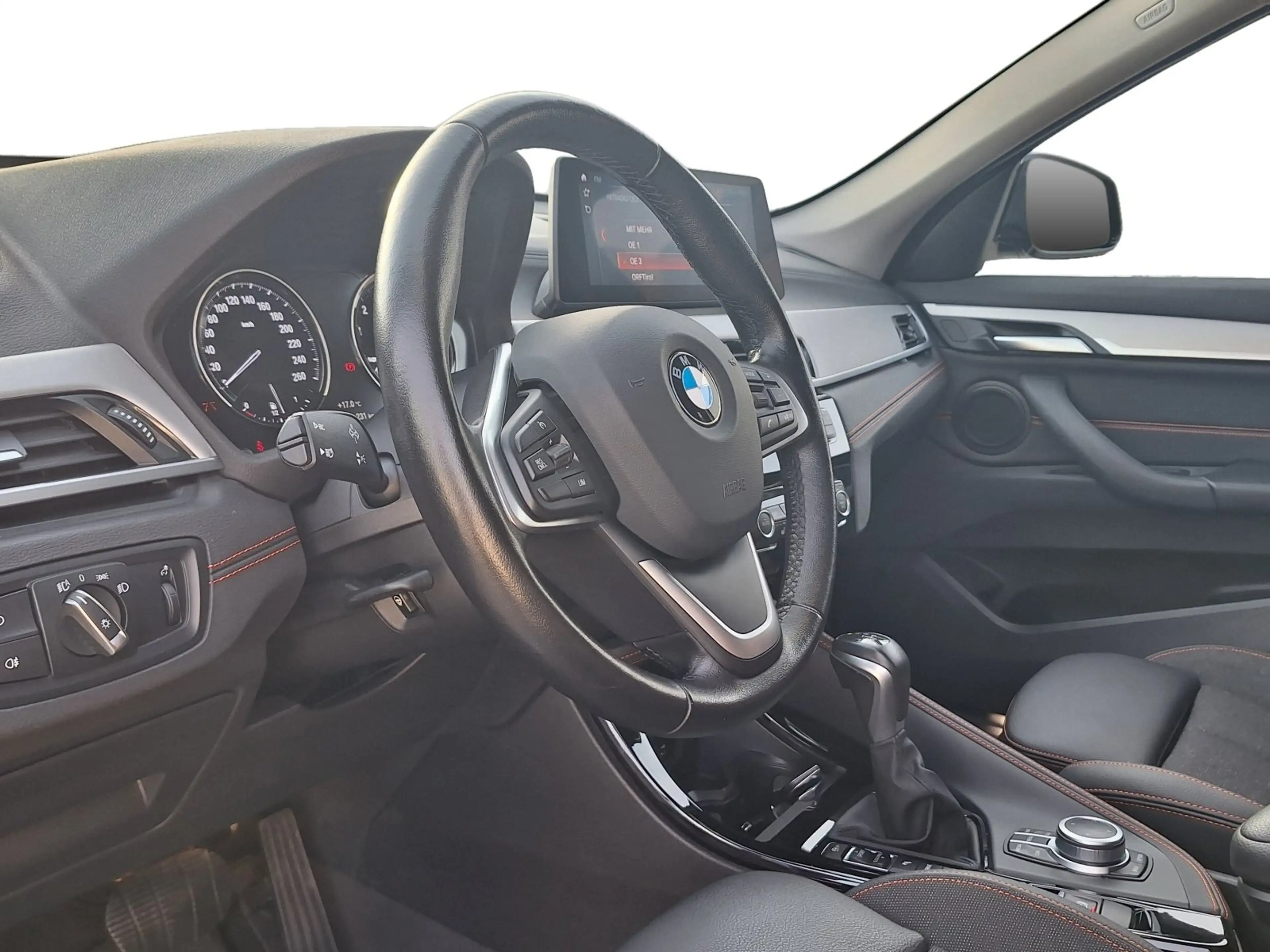BMW X1 xDrive 25e Sport Line — photo 12