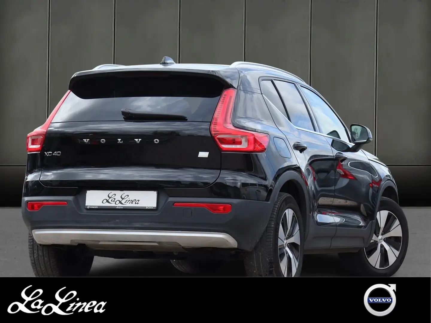 Volvo XC40 T4 Inscription Recharge Plug-In Hybrid Zwart - 2