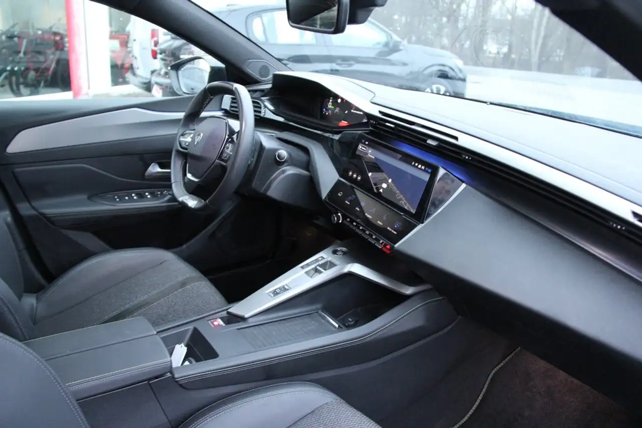 Peugeot 408 GT FULL-LED AdapTemp CAM 19Z Lenkradheizung 14