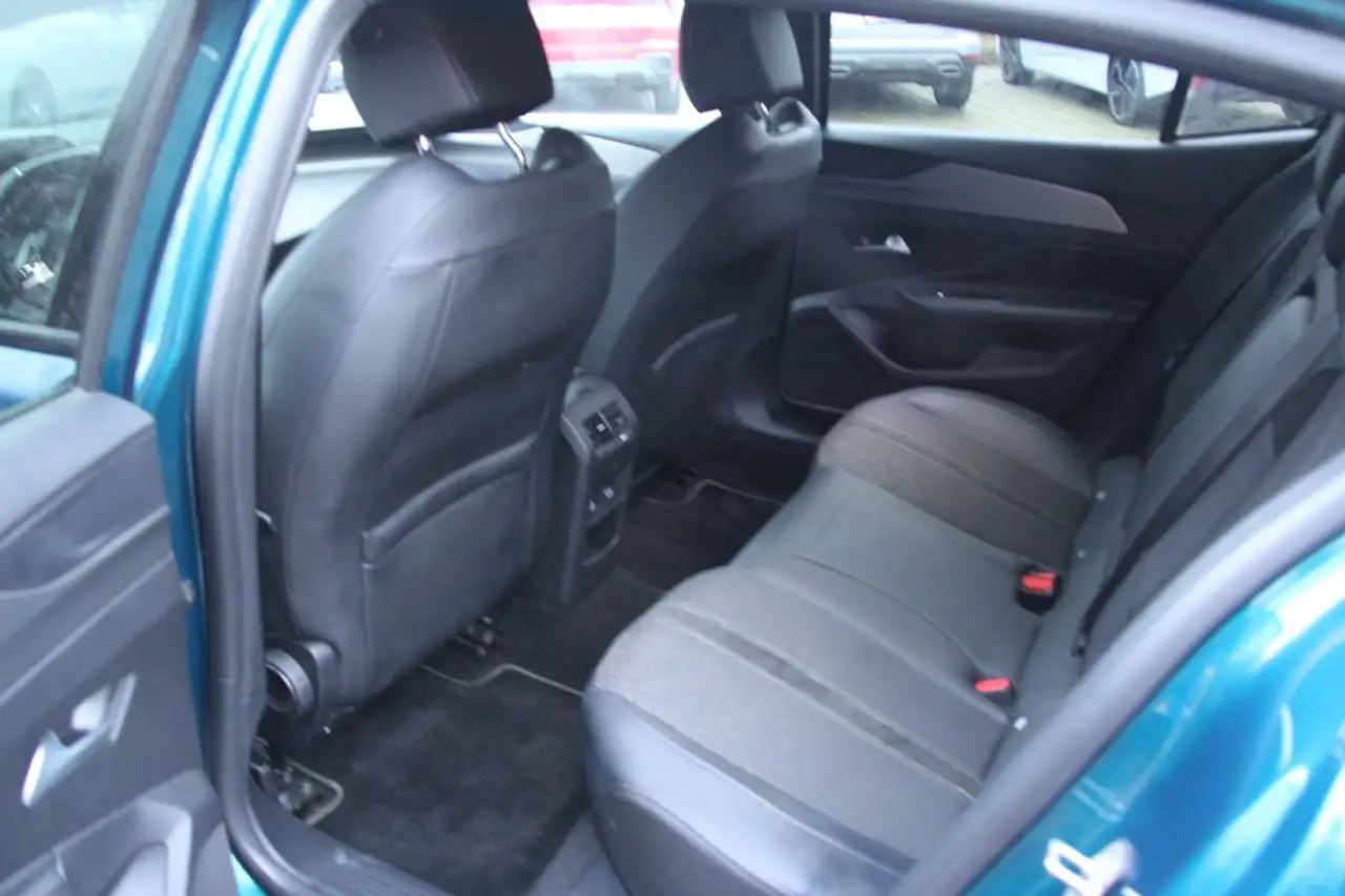 Peugeot 408 GT FULL-LED AdapTemp CAM 19Z Lenkradheizung 16