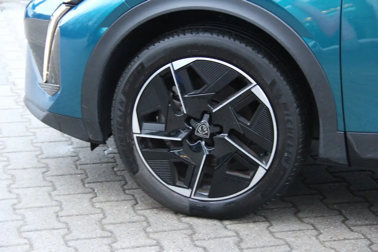 Peugeot 408 GT FULL-LED AdapTemp CAM 19Z Lenkradheizung 19