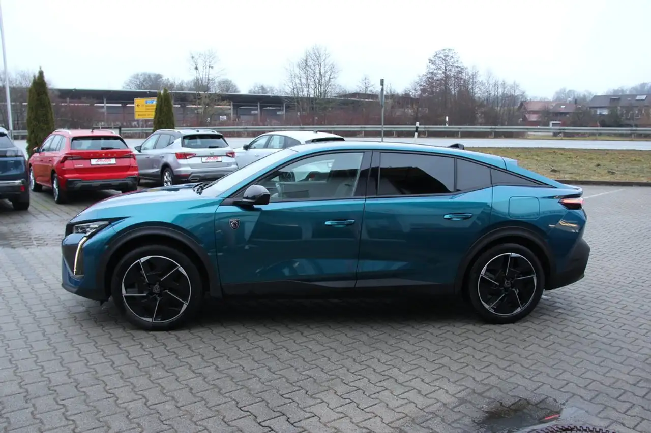 Peugeot 408 GT FULL-LED AdapTemp CAM 19Z Lenkradheizung 17