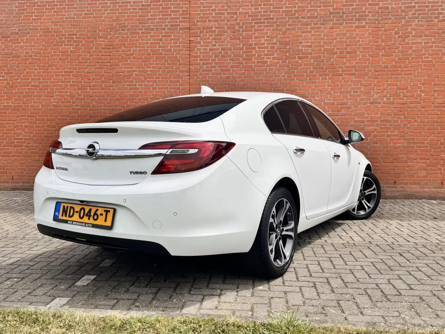 Opel Insignia 1.4 T Business Executive|CARPLAY|CAMERA|PANO Wit - 2
