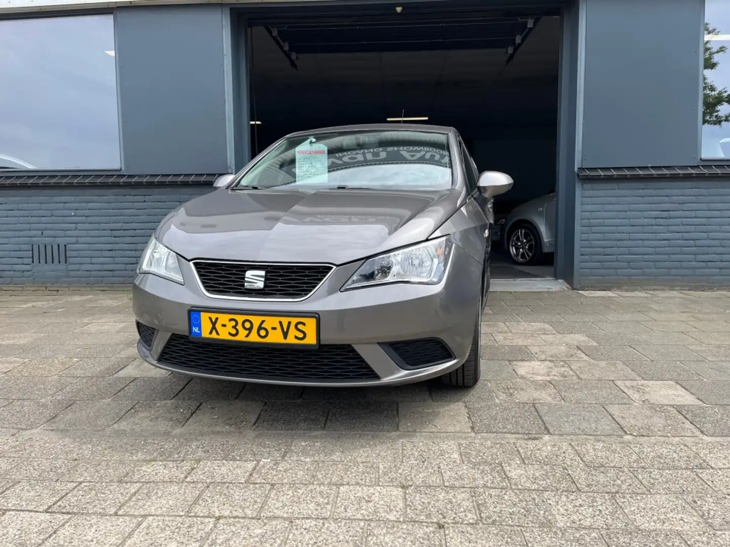 SEAT Ibiza 1.2 TSI FR Grigio - 2