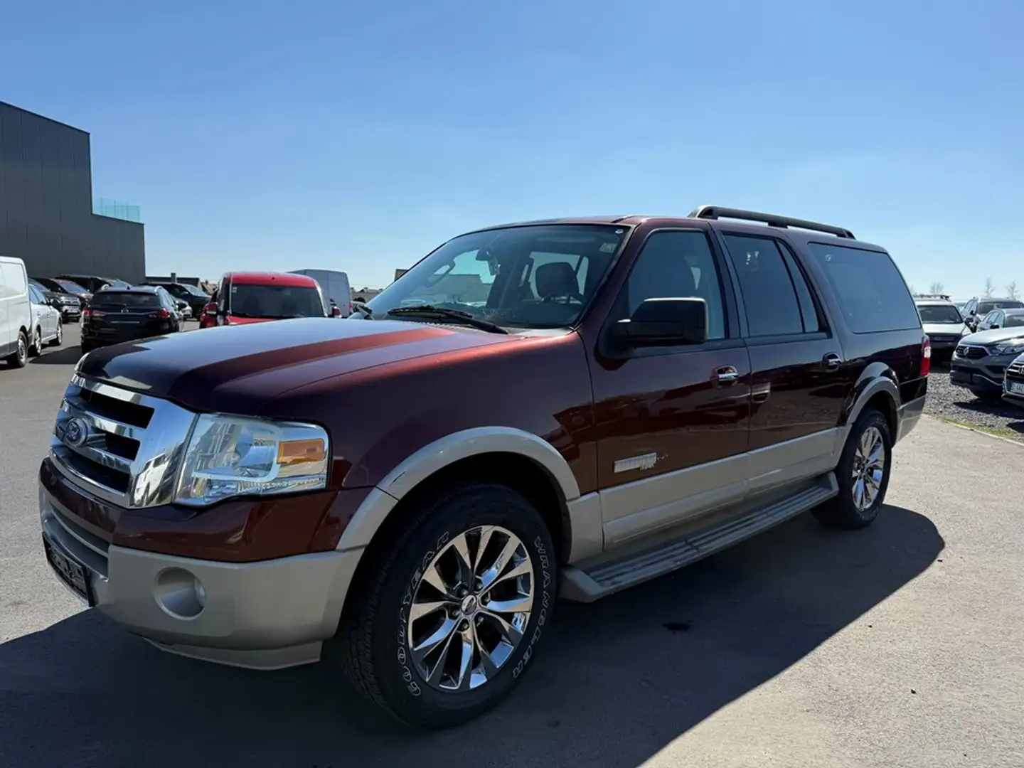 Ford Expedition 5400cc - 305 Pk Marrón - 1