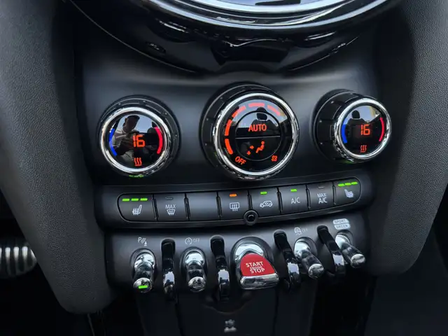 Mini Cooper view 11