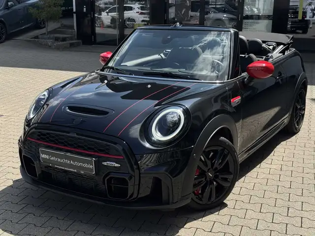 Mini Cooper view 2