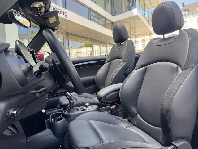 Mini Cooper view 8