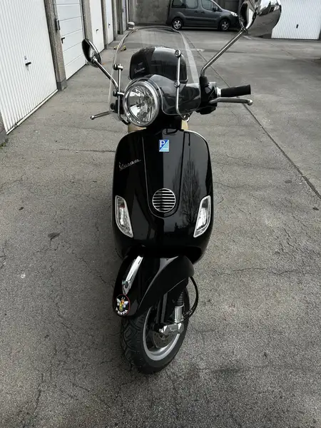Vespa LX 125 - foto 2