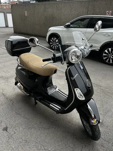 Vespa LX 125 - foto 4