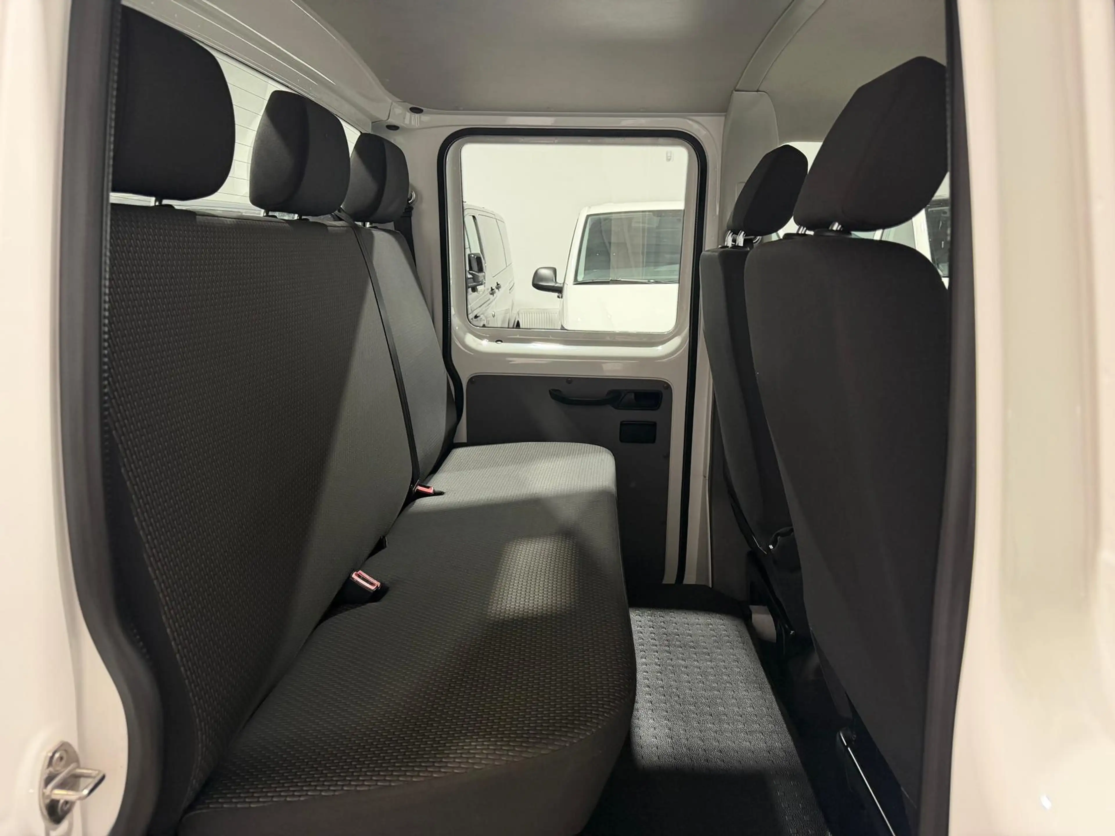 Volkswagen T6.1 Transporter Pritsche-Doka (5-Si.),Klima,Radio,Standh. — photo 6