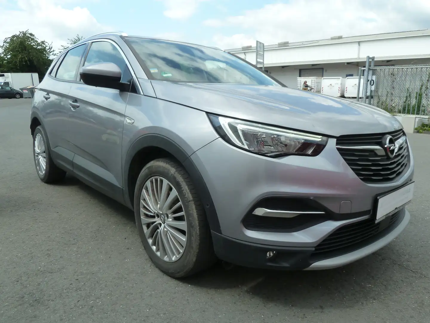Opel Grandland X Innovation 1.5 D Automatik Navi LED Zilver - 2