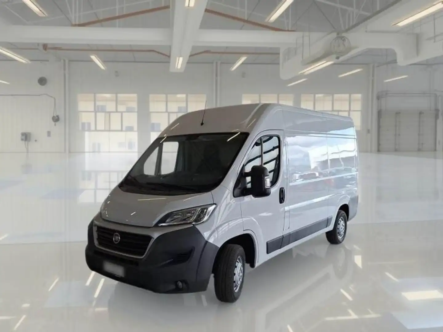 Fiat Ducato Fg. 33 2.3Mjt LPEGR Corto T. Alto 95kW - 1