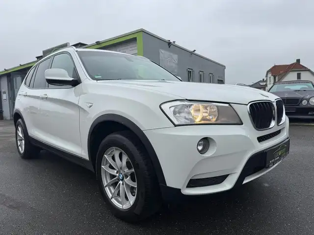 BMW X3 xDrive 20 d-Teilleder -AHK