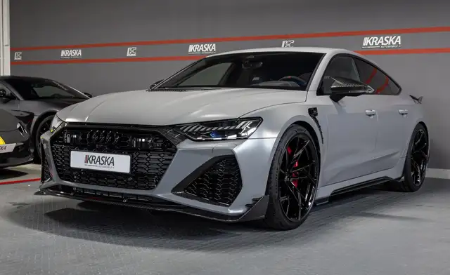 Audi RS7 view 5