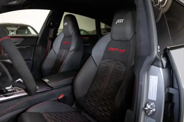 Audi RS7 view 21
