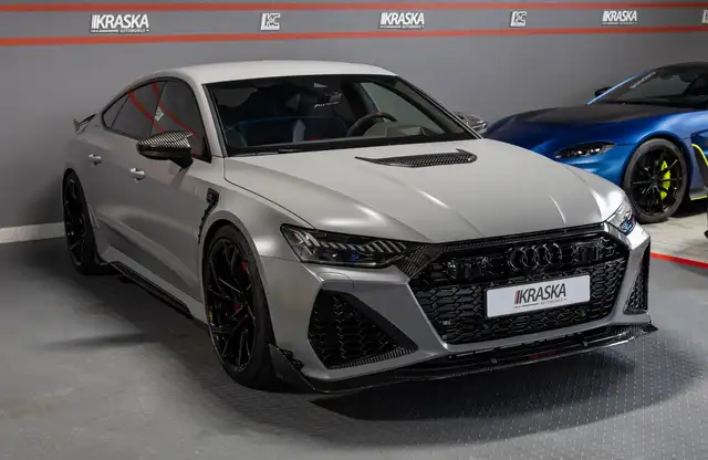 Audi RS7 view 6