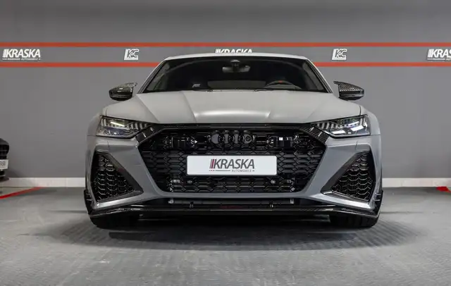 Audi RS7 view 3